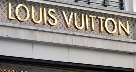 louis vuitton acquisizione